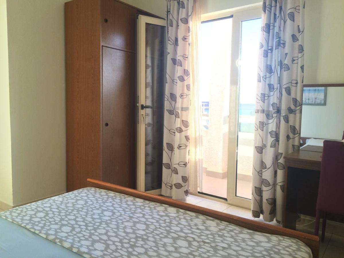 Apartmani Adriatic Ana Novalja Exterior foto